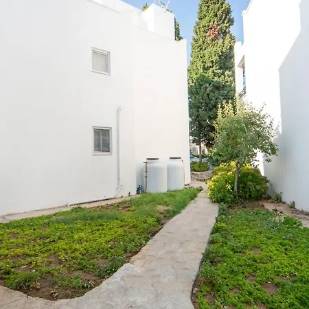 Flat W Balcony Garden 3 Min To Beach In Bodrum Daire