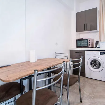 Flat W Balcony Garden 3 Min To Beach In Bodrum * Turgutreis