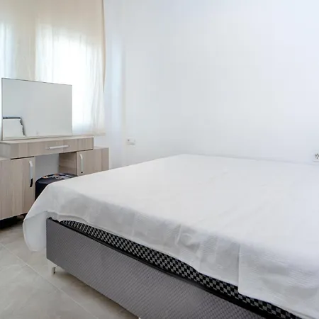 Flat W Balcony Garden 3 Min To Beach In Bodrum Apartament *